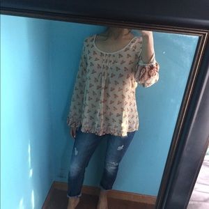 Long sleeve floral high-low top